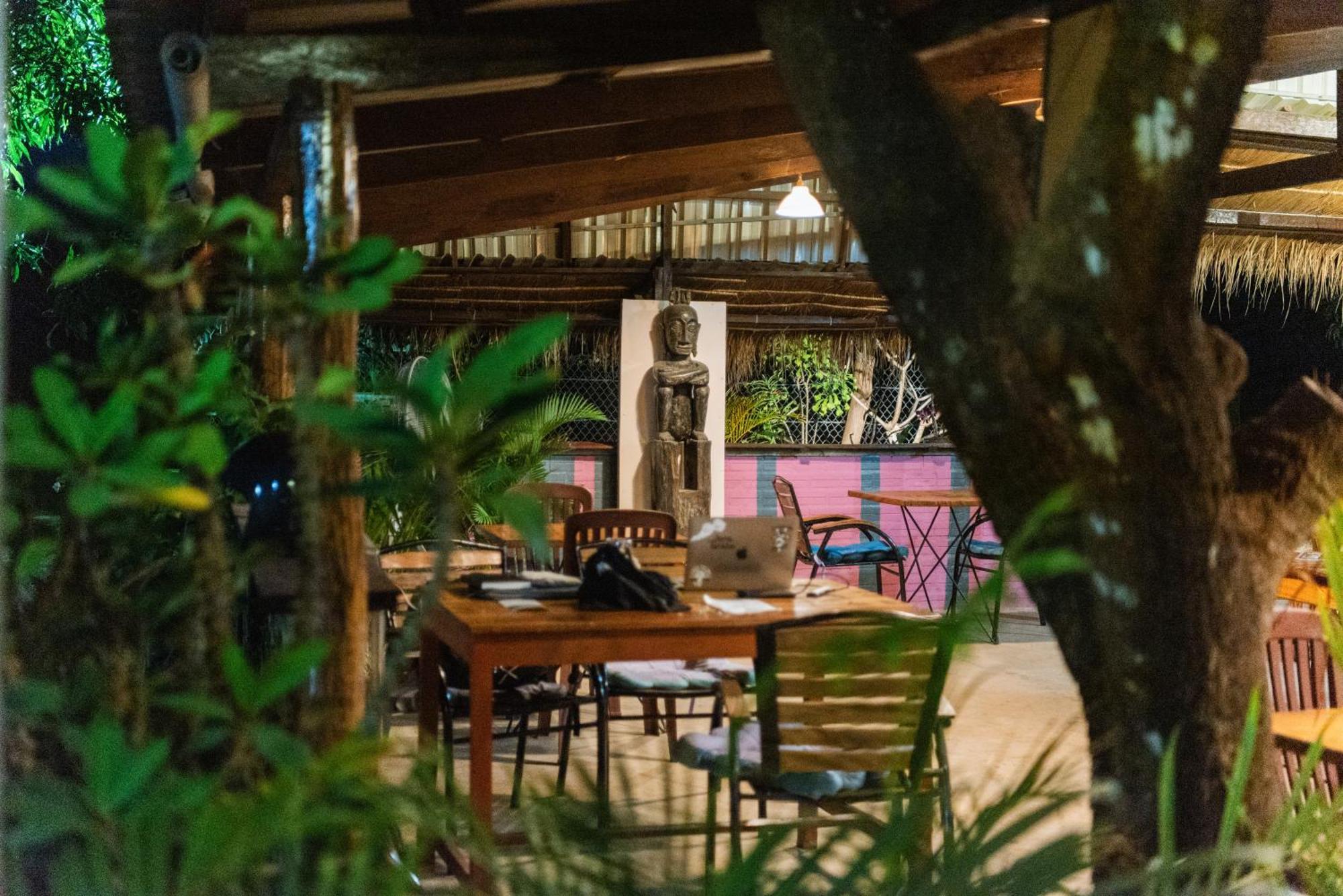 Hotel Le Soleil Kep Esterno foto
