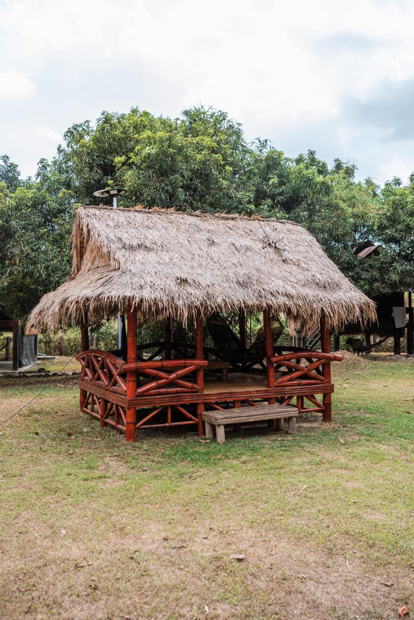 Hotel Le Soleil Kep Esterno foto